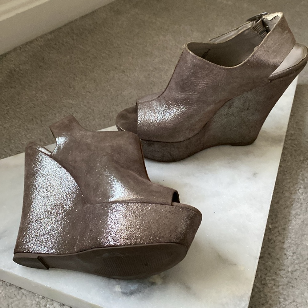 Silvery sparkle suede clog platform heels